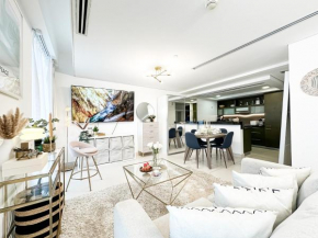 Dreamy Downtown Studio w Boulevard Access